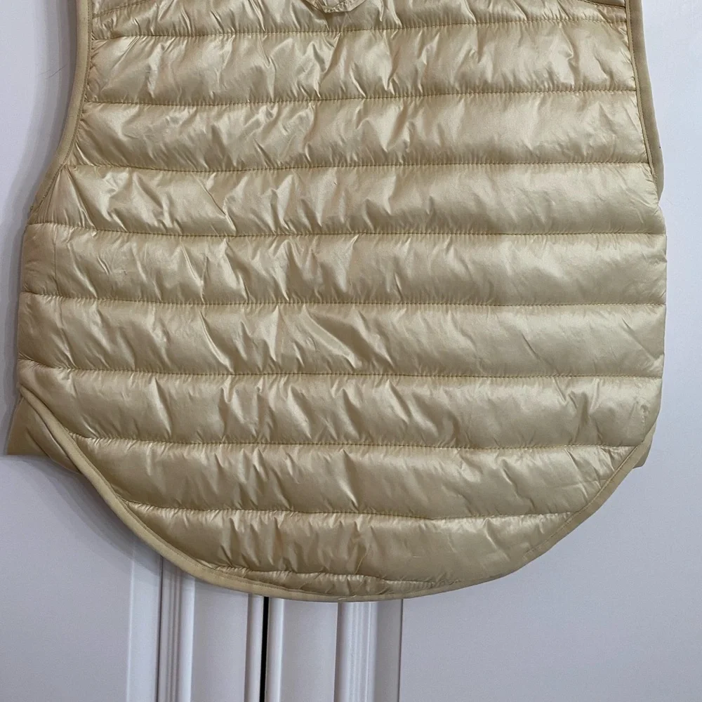 Joy Lab Women’s Sz XS Lightweight Puffer Vest Cream Zip Up Zippered Pockets - Picture 11 of 14